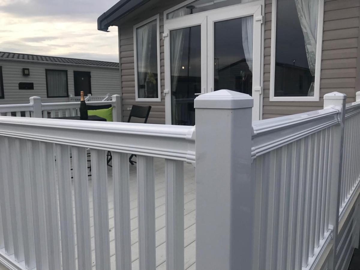 Hotel Flamingo Land Private Caravan - No 8 Cedarwood Kirby Misperton Exteriér fotografie