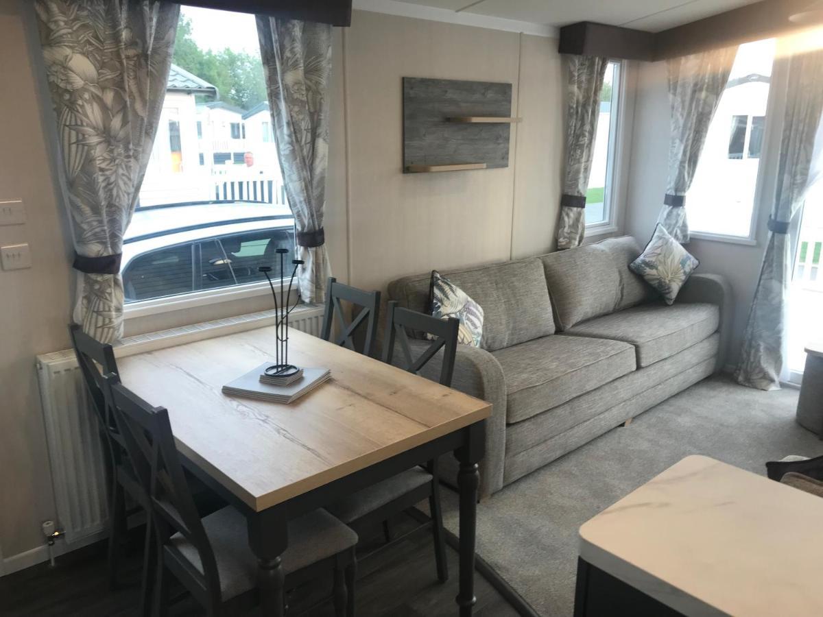 Hotel Flamingo Land Private Caravan - No 8 Cedarwood Kirby Misperton Exteriér fotografie