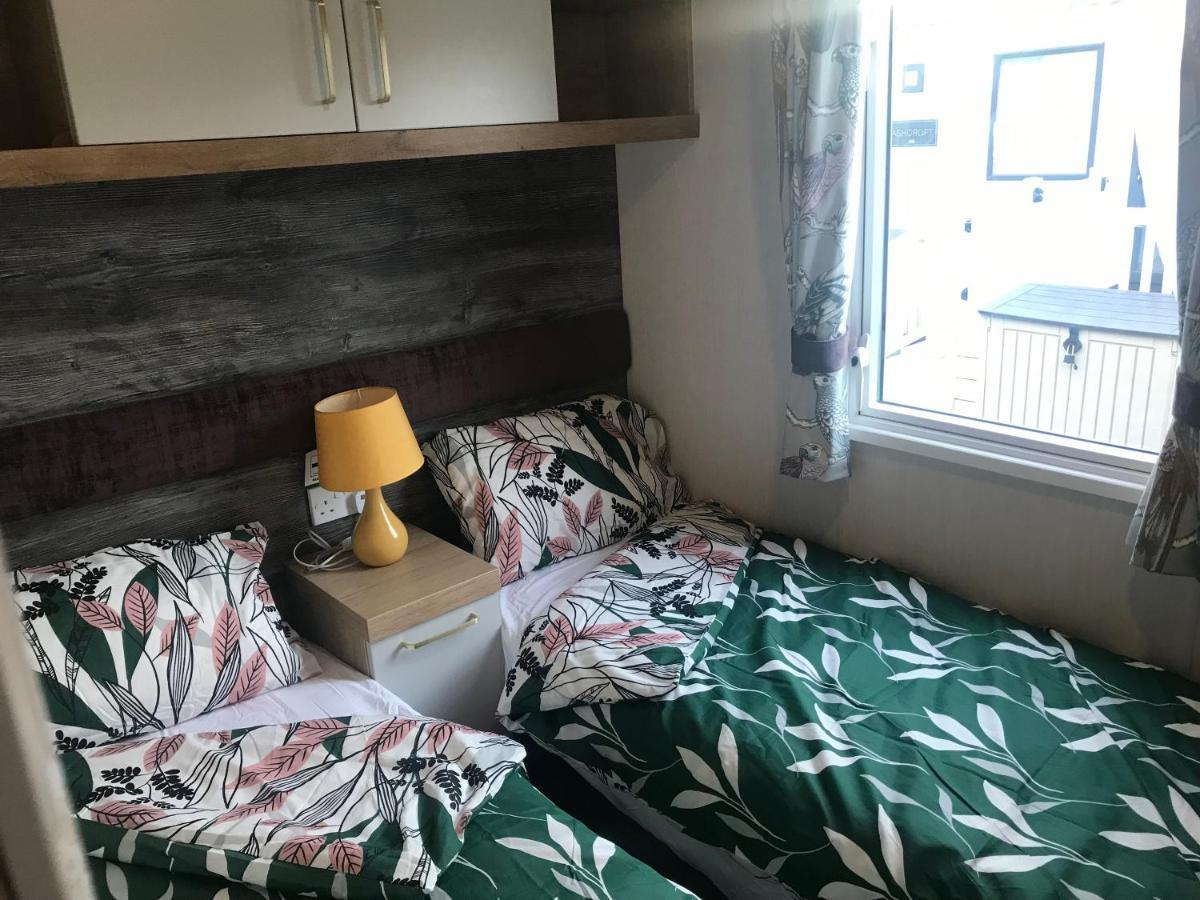 Hotel Flamingo Land Private Caravan - No 8 Cedarwood Kirby Misperton Exteriér fotografie