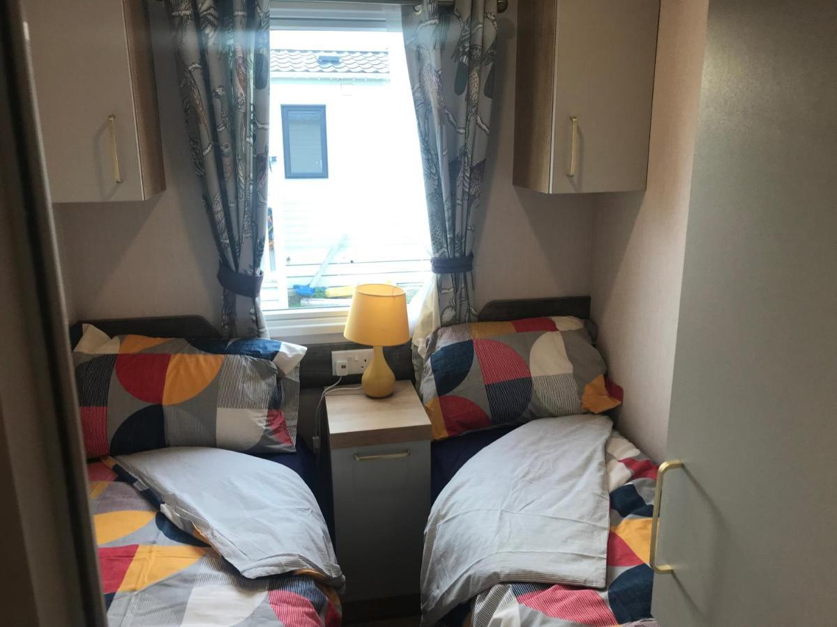 Hotel Flamingo Land Private Caravan - No 8 Cedarwood Kirby Misperton Exteriér fotografie